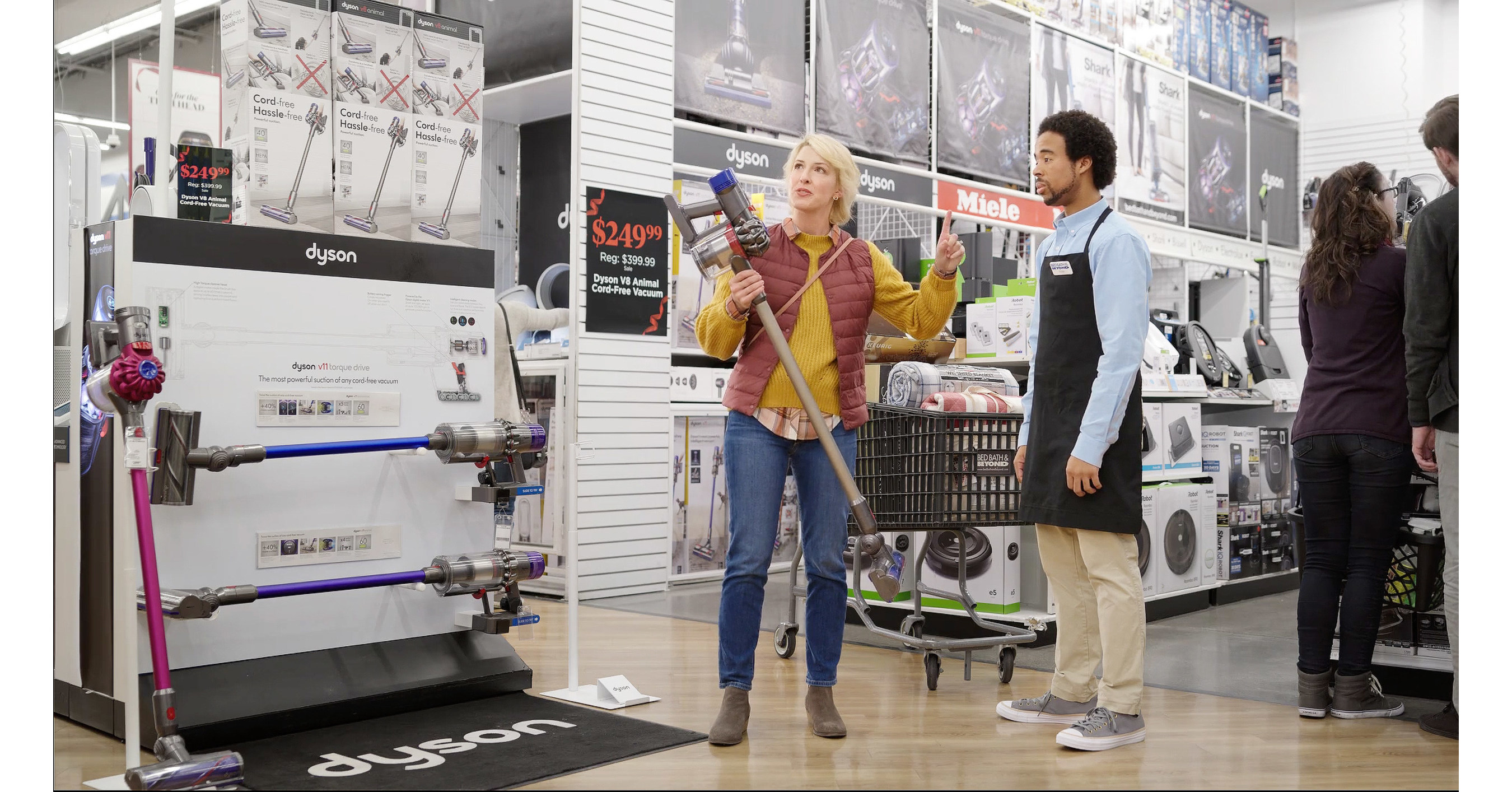 Bed Bath & Beyond® Launches First-Ever National Black Friday Ad Campaign