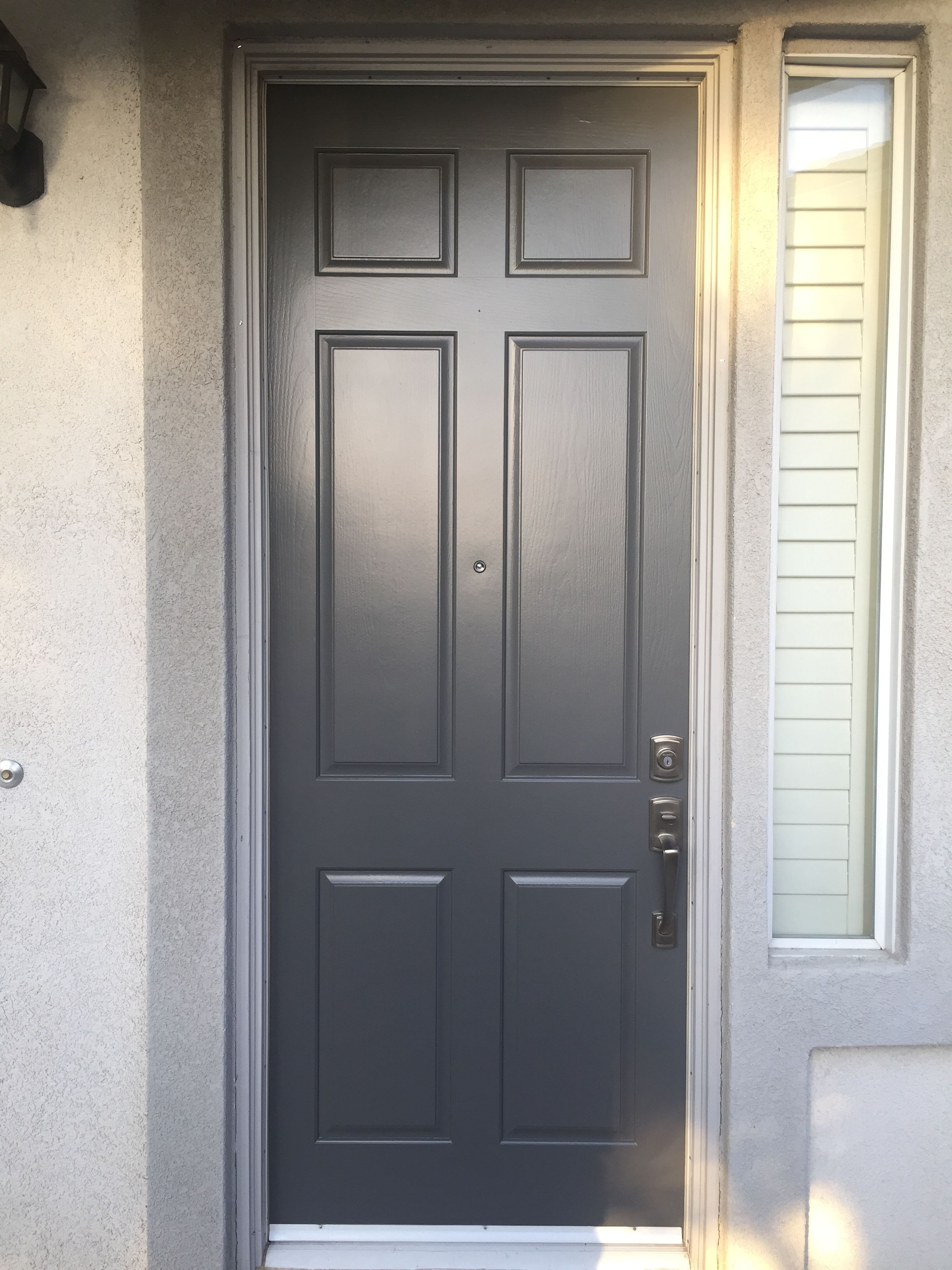 Benjamin Moore Grand Entrance, Kendall Charcoal