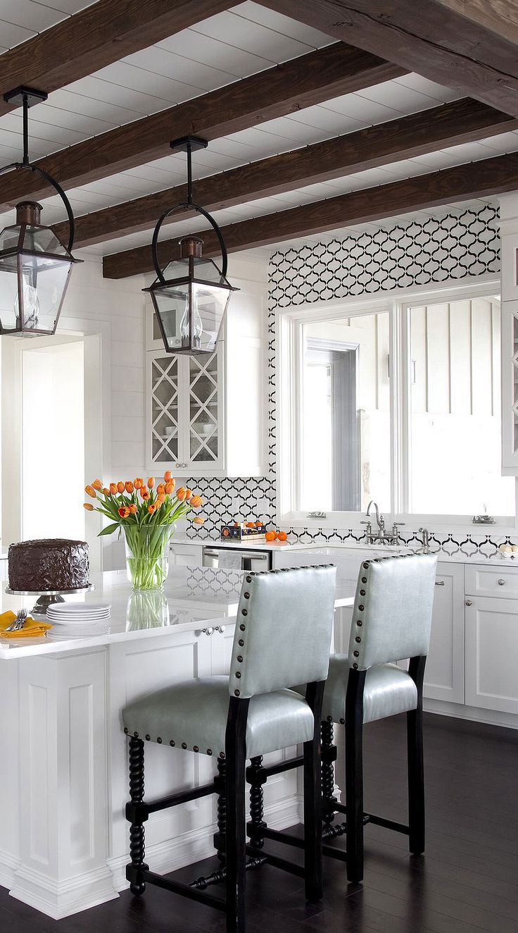 Geometric Pattern Backsplash