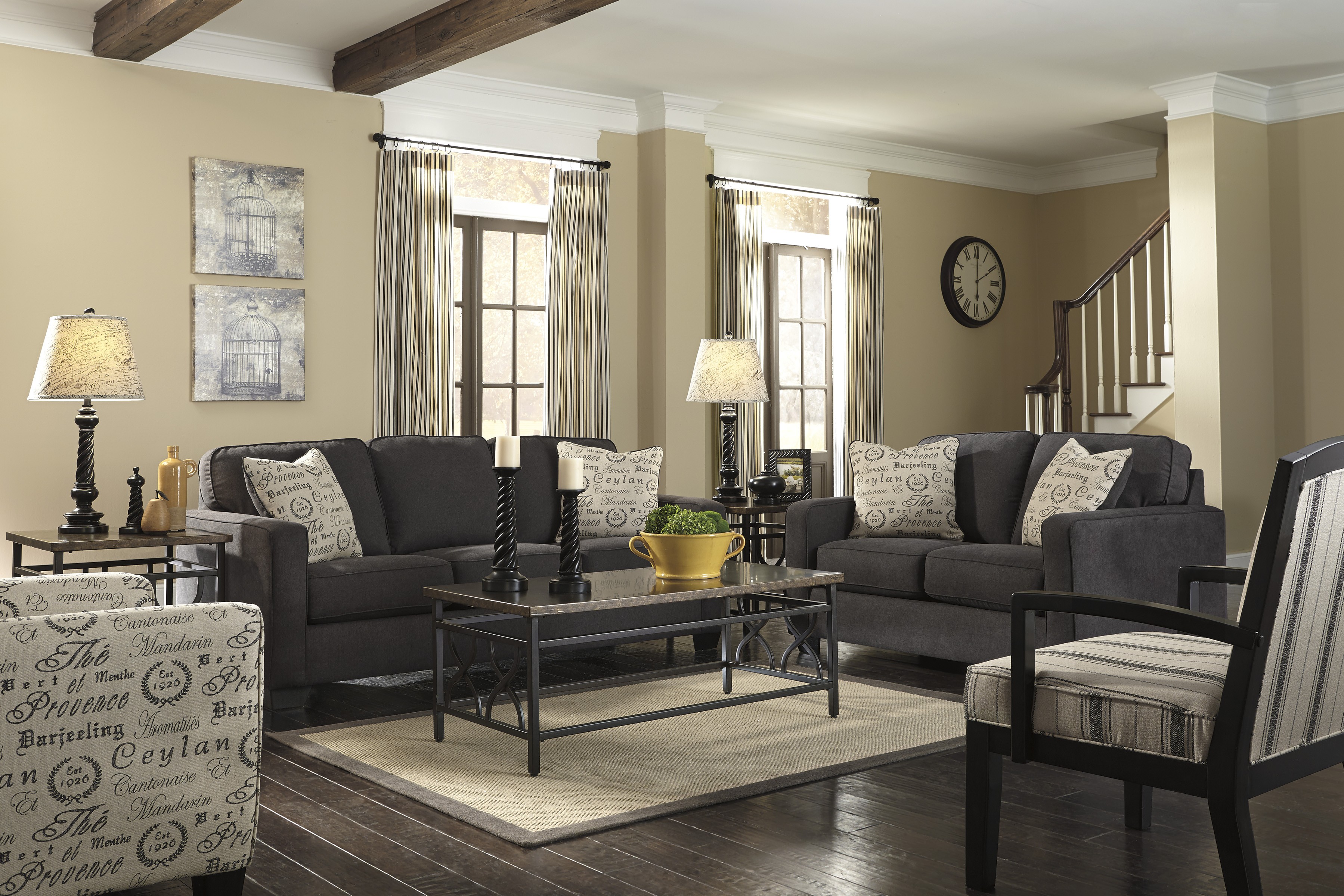 Black Furniture Living Room Ideas – HomesFeed