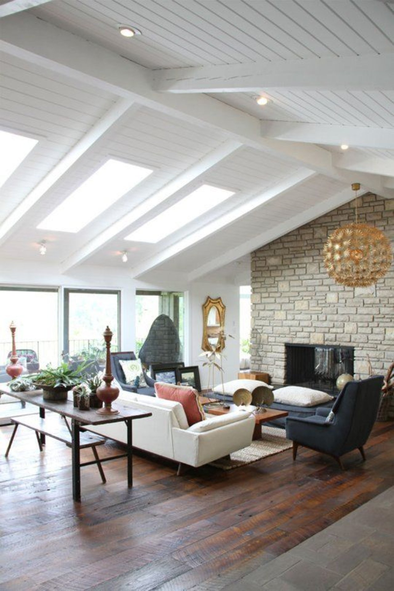 10 Reasons to Love Your Vaulted Ceiling